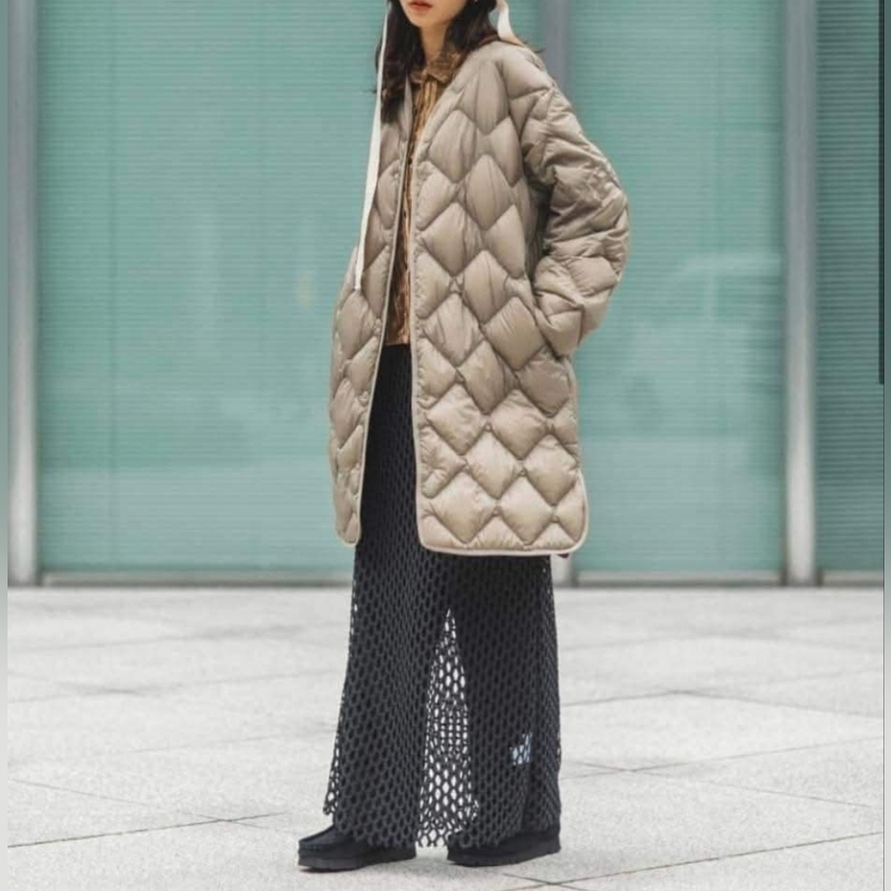 Uniqlo Ultra Light 90% Down Women's M Biege Long Jacket Packable Puffer Quilted